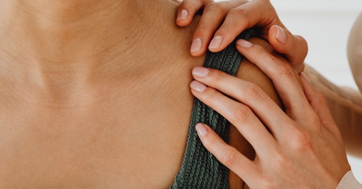 어깨 알아둘 찌릿한 어깨통증과 단순 뭉침의 차이